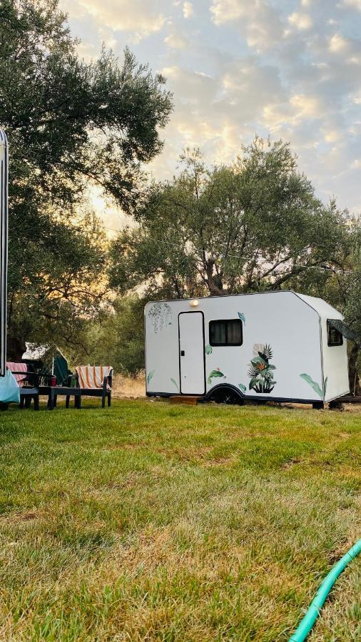 Bademli Caravan Garden Dikili Eksteriør billede